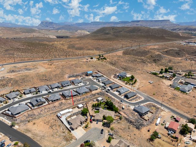 1430 W 365 N, Hurricane, UT 84737