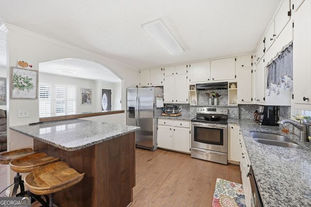 4005 Price Road, Gainesville, GA 30506