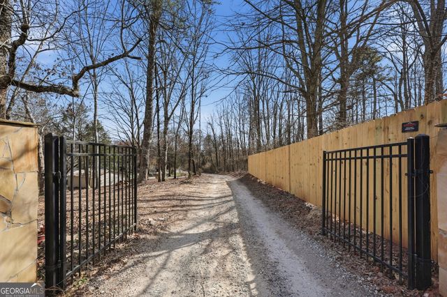 4005 Price Road, Gainesville, GA 30506