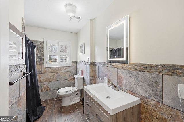 4005 Price Road, Gainesville, GA 30506