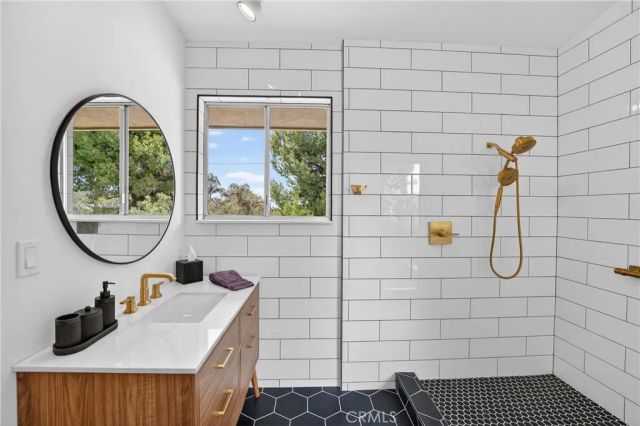 1400 N Puente, Brea, CA 92821