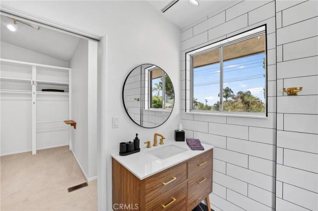 1400 N Puente, Brea, CA 92821