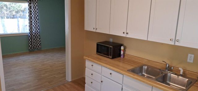 921 RATON COURT, Manitowoc, WI 54220