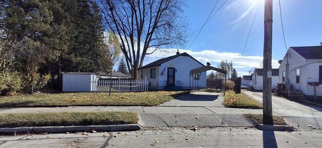 921 RATON COURT, Manitowoc, WI 54220