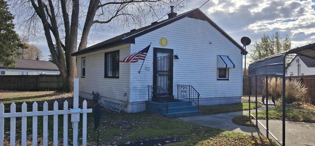 921 RATON COURT, Manitowoc, WI 54220