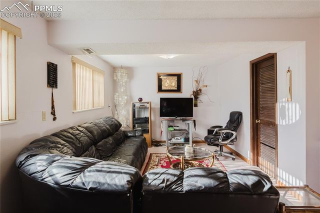 5120 Smokehouse Lane, Colorado Springs, CO 80917