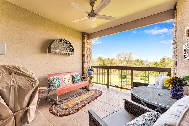 250 Lakewood Drive 5204, Hollister, MO 65672