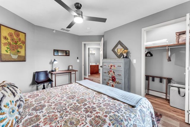 250 Lakewood Drive 5204, Hollister, MO 65672