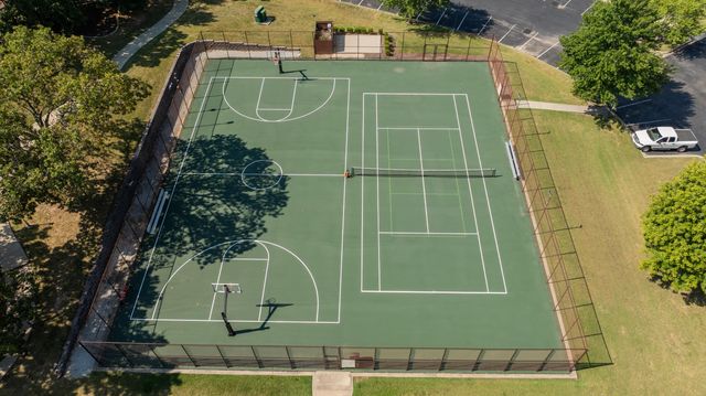 250 Lakewood Drive 5204, Hollister, MO 65672