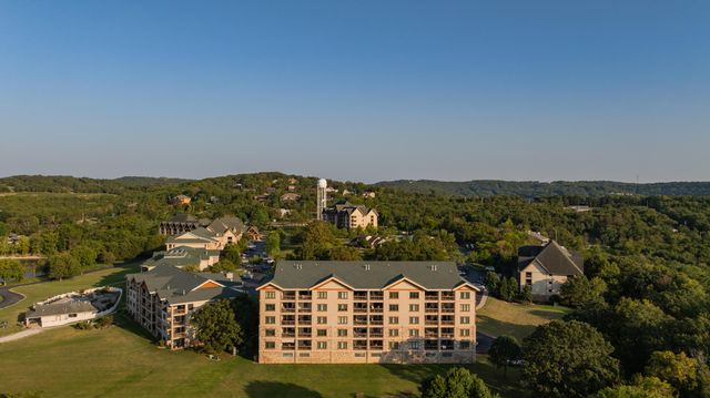 250 Lakewood Drive 5204, Hollister, MO 65672