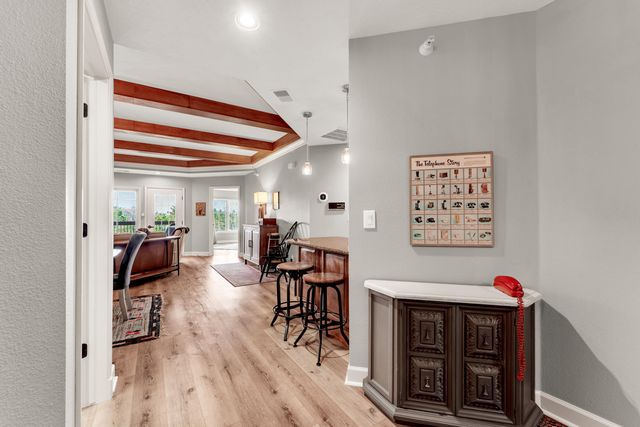 250 Lakewood Drive 5204, Hollister, MO 65672