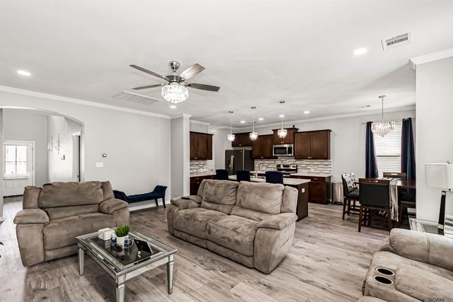 13704 Briarcliff Ave, Baton Rouge, LA 70807