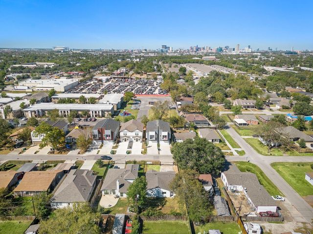 7109 Saint Augustine Street, Houston, TX 77021