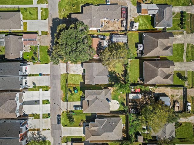 7109 Saint Augustine Street, Houston, TX 77021