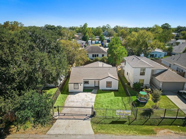 7109 Saint Augustine Street, Houston, TX 77021