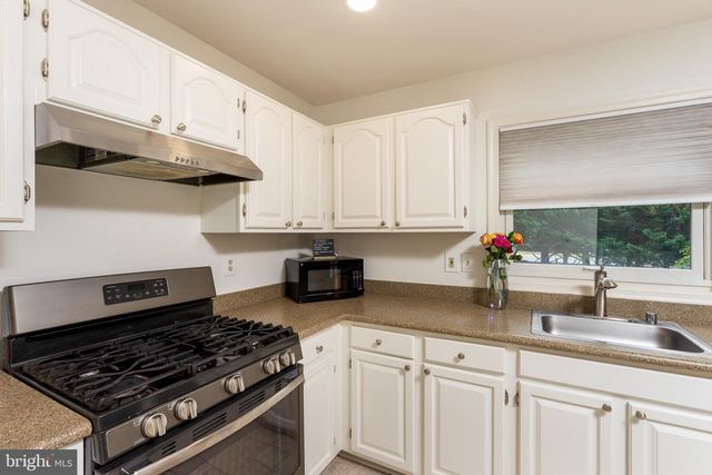 13425 ALFRED MILL CT, Herndon, VA 20171