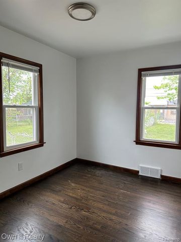 1829 Academy Street, Dearborn, MI 48124