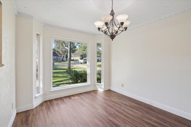 3316 Bobwhite Drive, Bedford, TX 76021