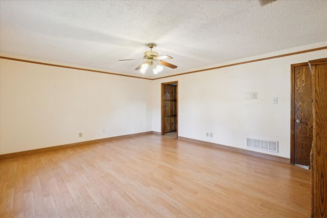 3316 Bobwhite Drive, Bedford, TX 76021