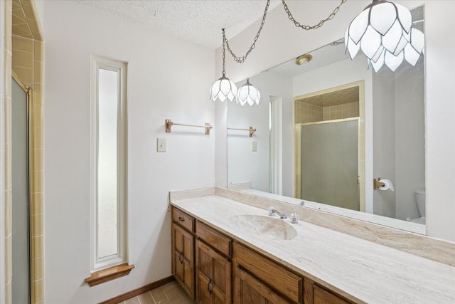 3316 Bobwhite Drive, Bedford, TX 76021