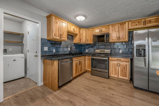 521 Grama Drive, Frankfort, KY 40601