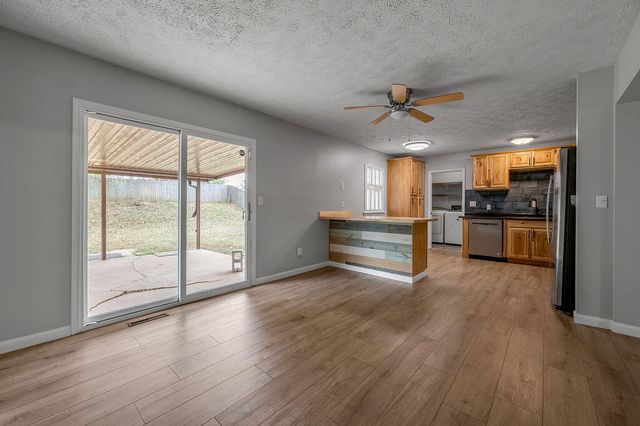 521 Grama Drive, Frankfort, KY 40601