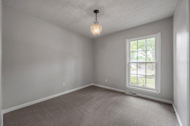 521 Grama Drive, Frankfort, KY 40601