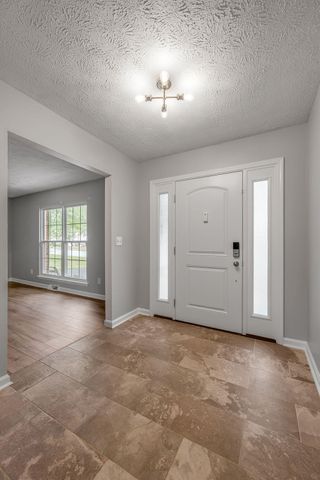 521 Grama Drive, Frankfort, KY 40601