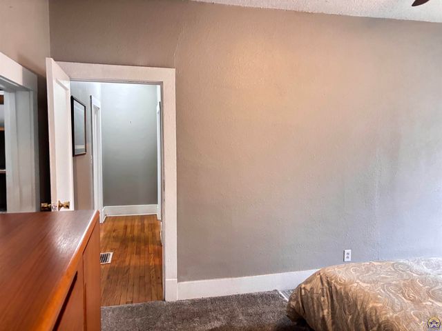 1425 State ST, Emporia, KS 66801