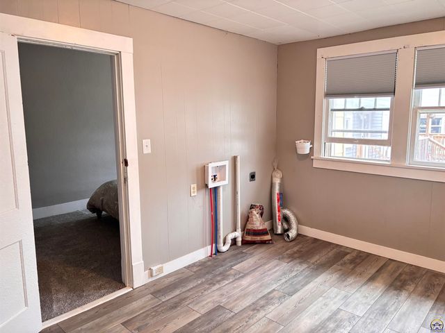 1425 State ST, Emporia, KS 66801