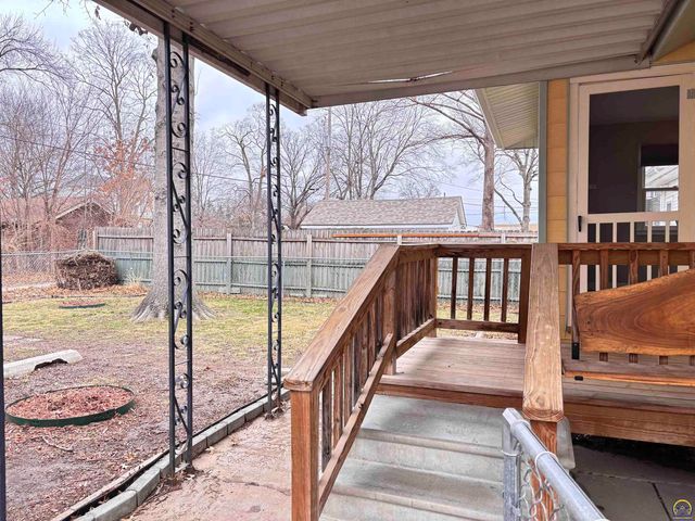 1425 State ST, Emporia, KS 66801