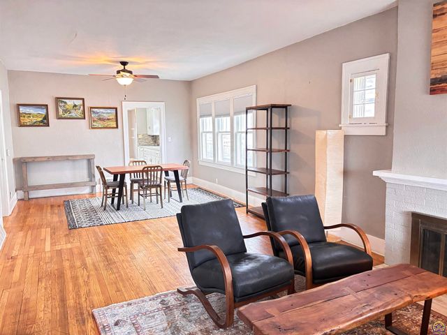 1425 State ST, Emporia, KS 66801