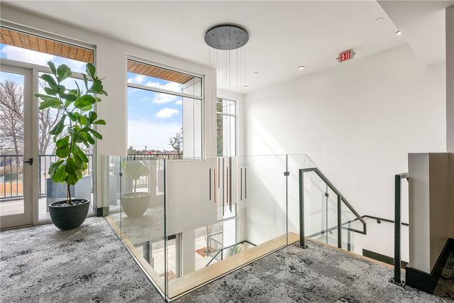 905 SE 4th Street, Bentonville, AR 72712