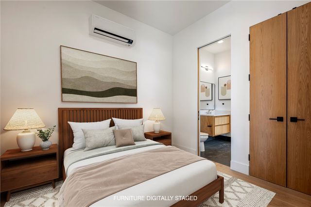 905 SE 4th Street, Bentonville, AR 72712