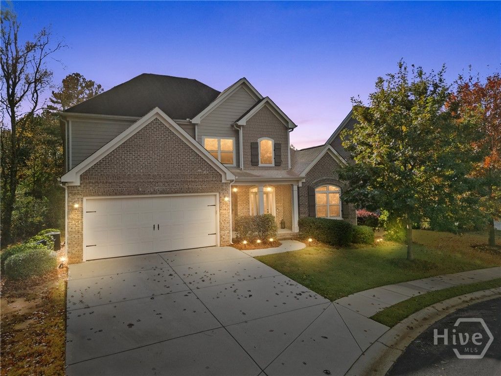 Image 4 of property listing at 1015 Turtle Pond Drive, Watkinsville, GA 30677