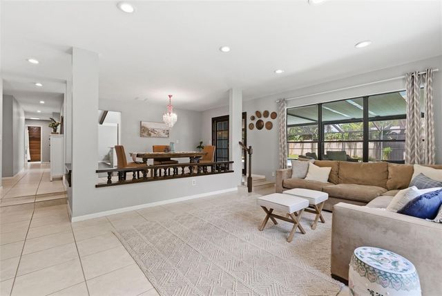 4221 WATER OAKS LANE, Tampa, FL 33618