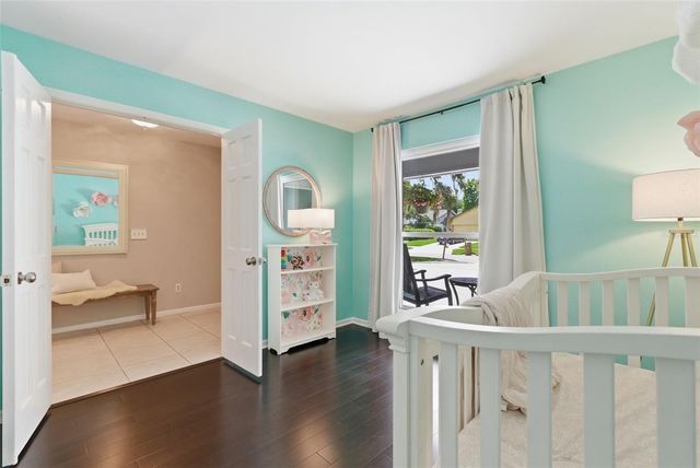 4221 WATER OAKS LANE, Tampa, FL 33618