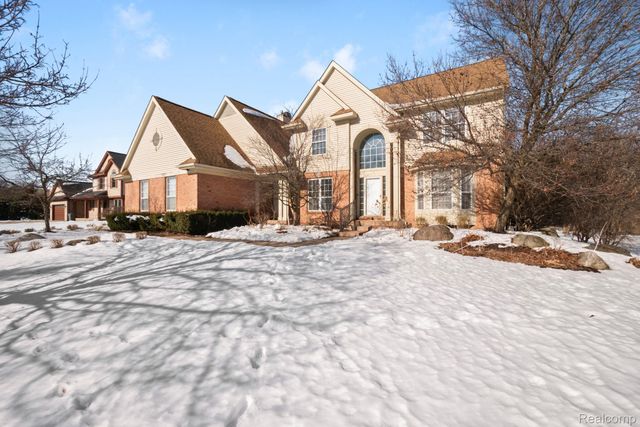 7956 Billingham Road, West Bloomfield Charter Township, MI 48324