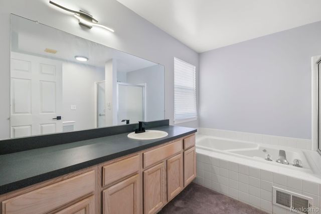 7956 Billingham Road, West Bloomfield Charter Township, MI 48324