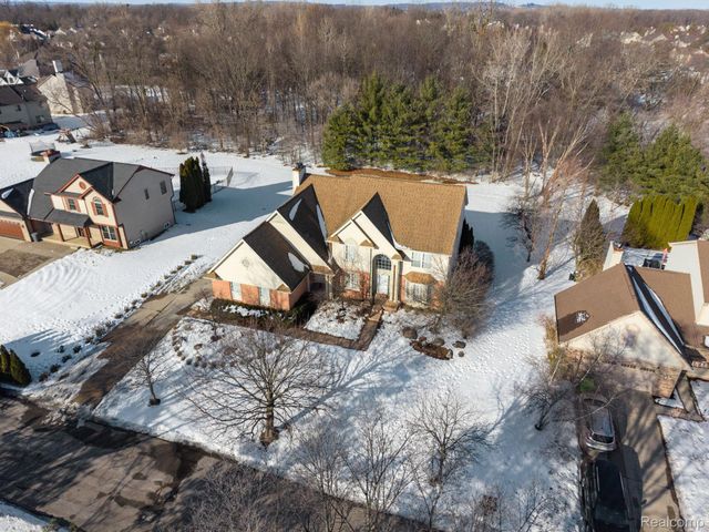 7956 Billingham Road, West Bloomfield Charter Township, MI 48324