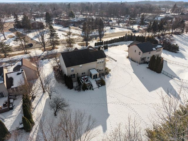 7956 Billingham Road, West Bloomfield Charter Township, MI 48324