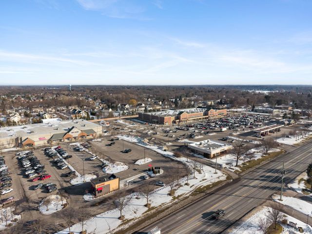 7956 Billingham Road, West Bloomfield Charter Township, MI 48324