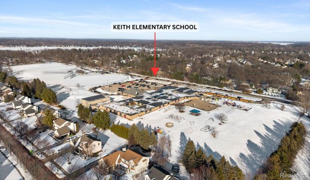 7956 Billingham Road, West Bloomfield Charter Township, MI 48324