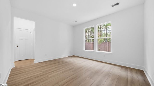 200 Canyon Creek Way, Fountain Inn, SC 29644