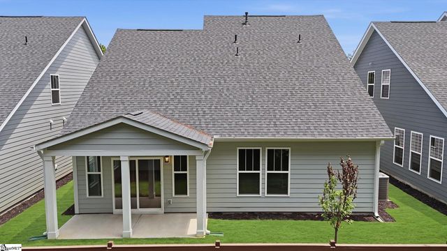 200 Canyon Creek Way, Fountain Inn, SC 29644