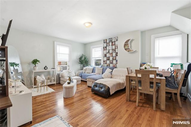411 15th Avenue, Paterson, NJ 07504
