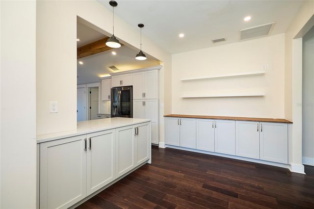 6008 N HIGHLAND AVENUE, Tampa, FL 33604