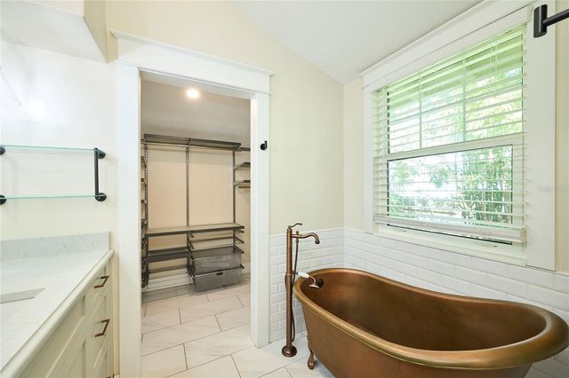 6008 N HIGHLAND AVENUE, Tampa, FL 33604