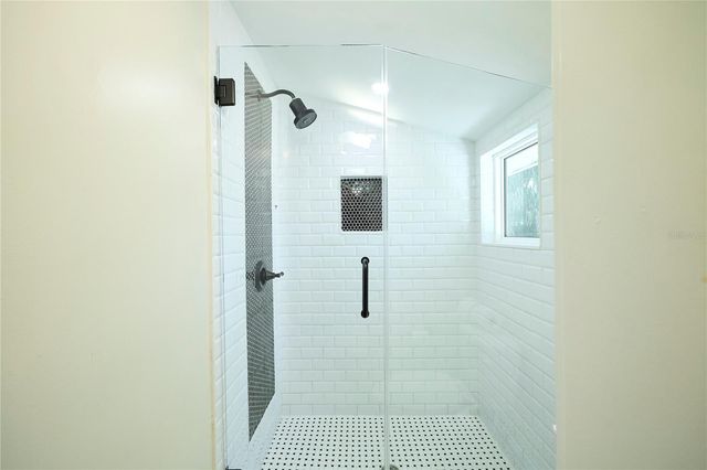 6008 N HIGHLAND AVENUE, Tampa, FL 33604