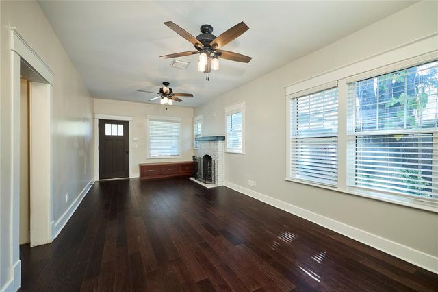 6008 N HIGHLAND AVENUE, Tampa, FL 33604